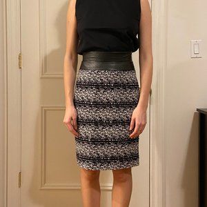 Akris Punto Black & White High Waisted Skirt, US 4